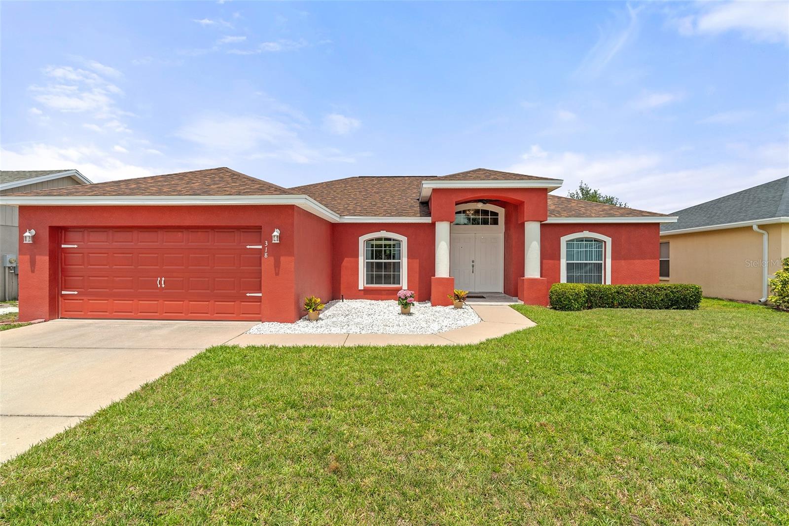 Image 3 of 52 For 318 Highland Meadows Drive