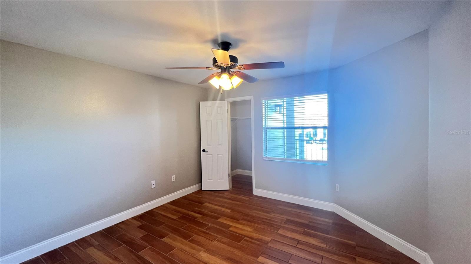 Image 22 of 31 For 3038 Parkway Boulevard 204