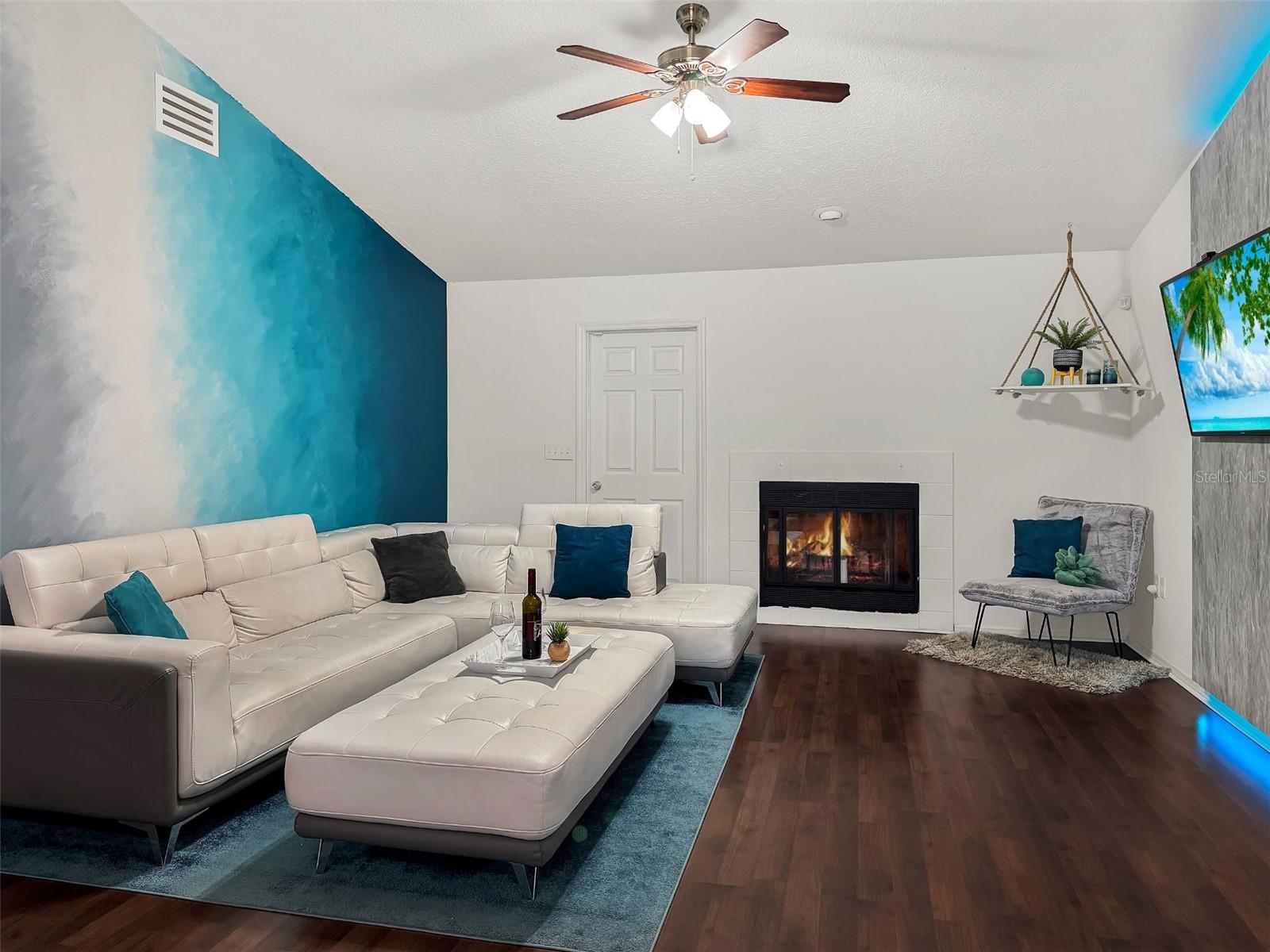 Image 4 of 57 For 1849 Kings Point Boulevard