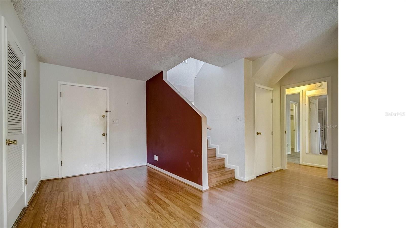 Image 4 of 38 For 10120 Lichen Court