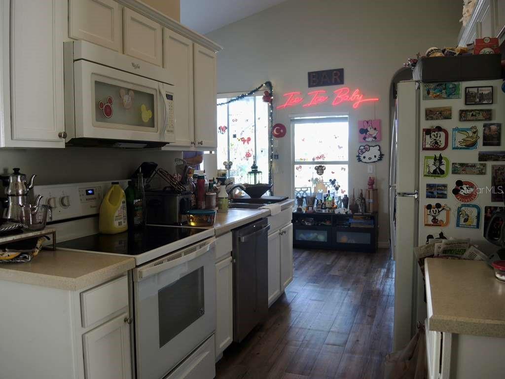 Image 17 of 27 For 16732 Glenbrook Boulevard