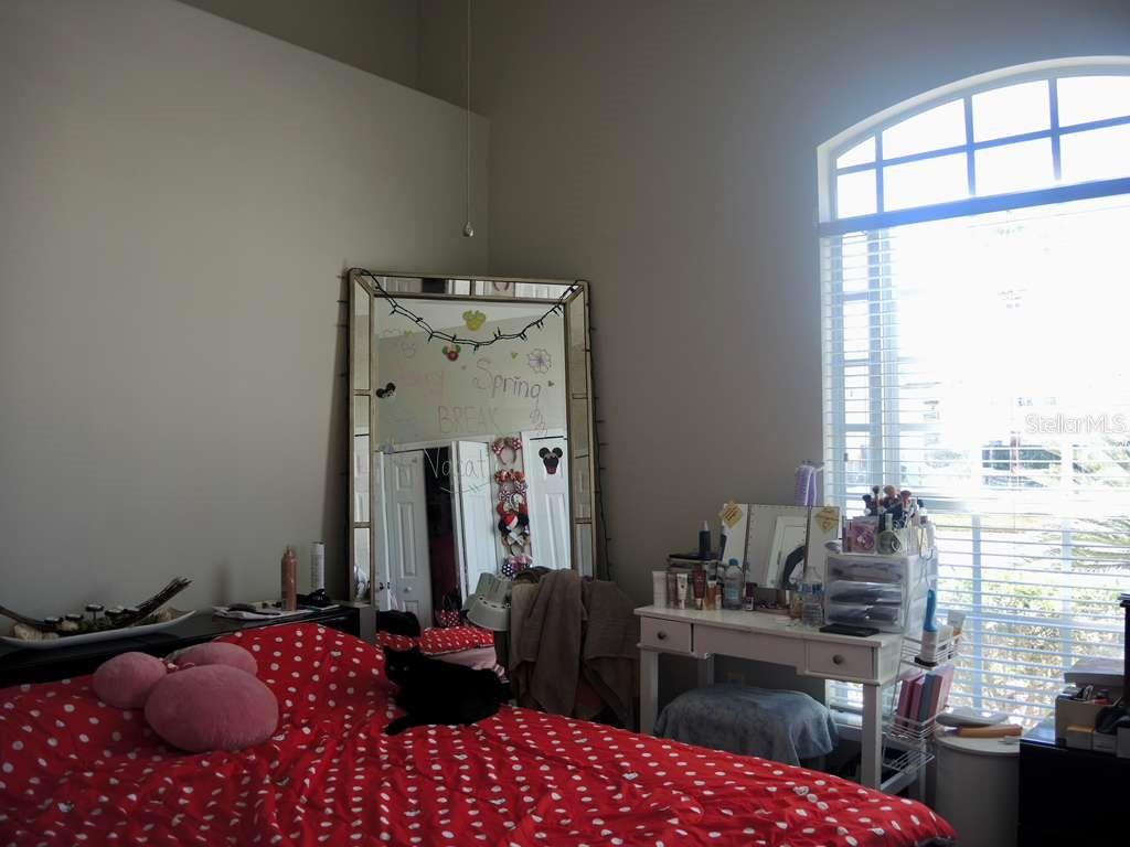 Image 18 of 27 For 16732 Glenbrook Boulevard