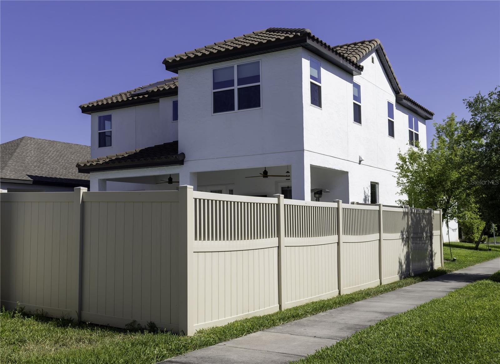 Image 4 of 40 For 15079 Guava Bay Drive