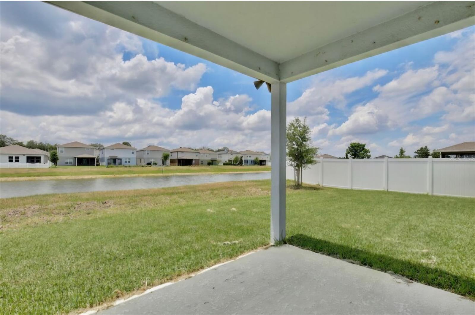 Image 21 of 35 For 4327 Silver Creek Street