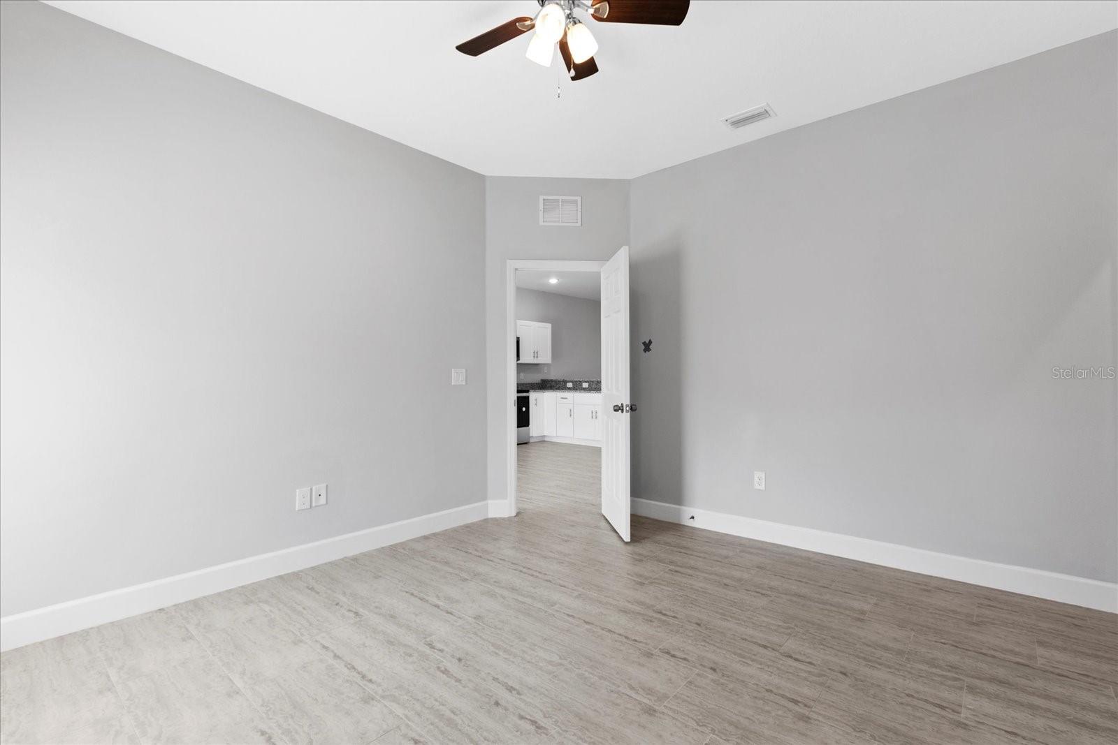 Image 11 of 13 For 1002 Dampierre Court A & B
