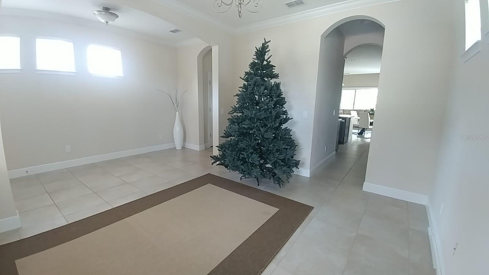 Image 4 of 24 For 12867 Woodmere Close Drive