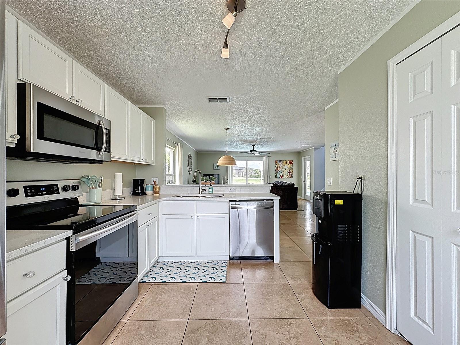 Image 25 of 56 For 2408 Saint Augustine Boulevard