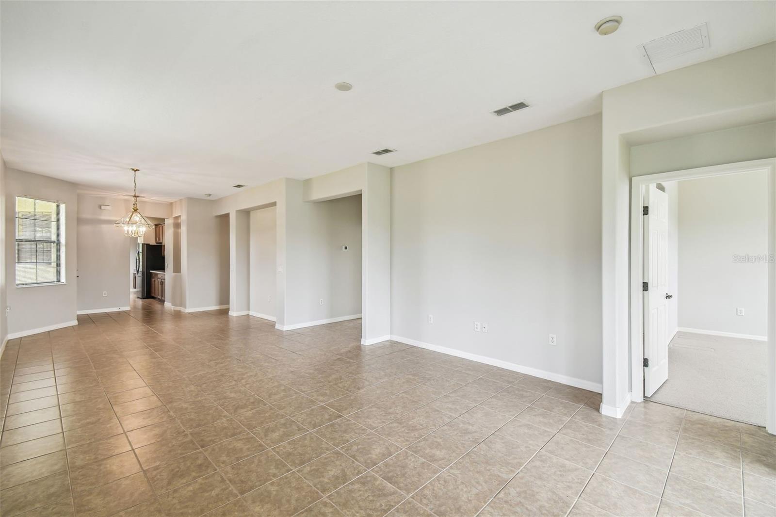 Image 12 of 58 For 829 Grand Canal Drive