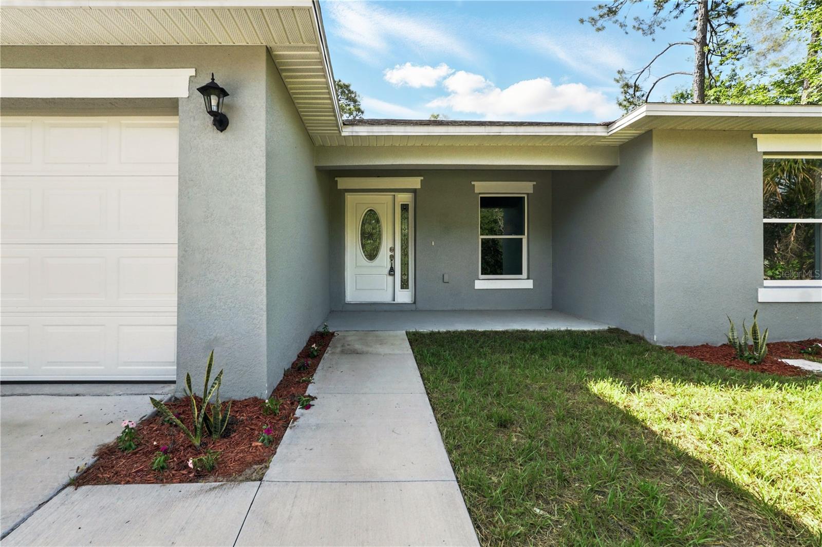 Image 3 of 14 For 225 Starling Court