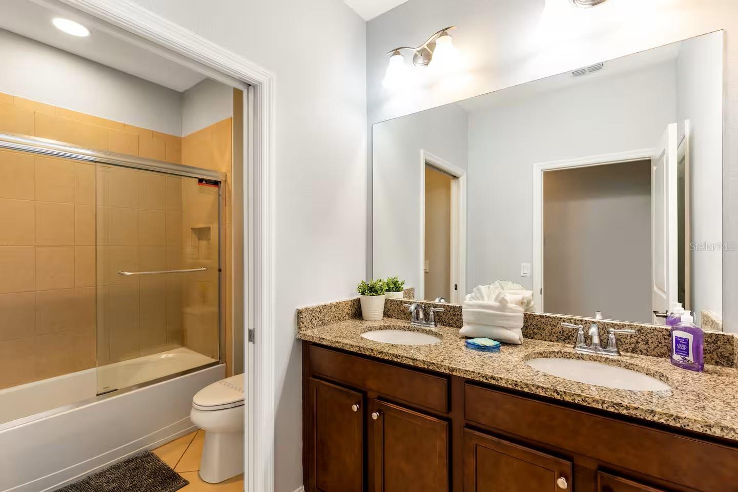 Image 19 of 41 For 313 Captiva Drive