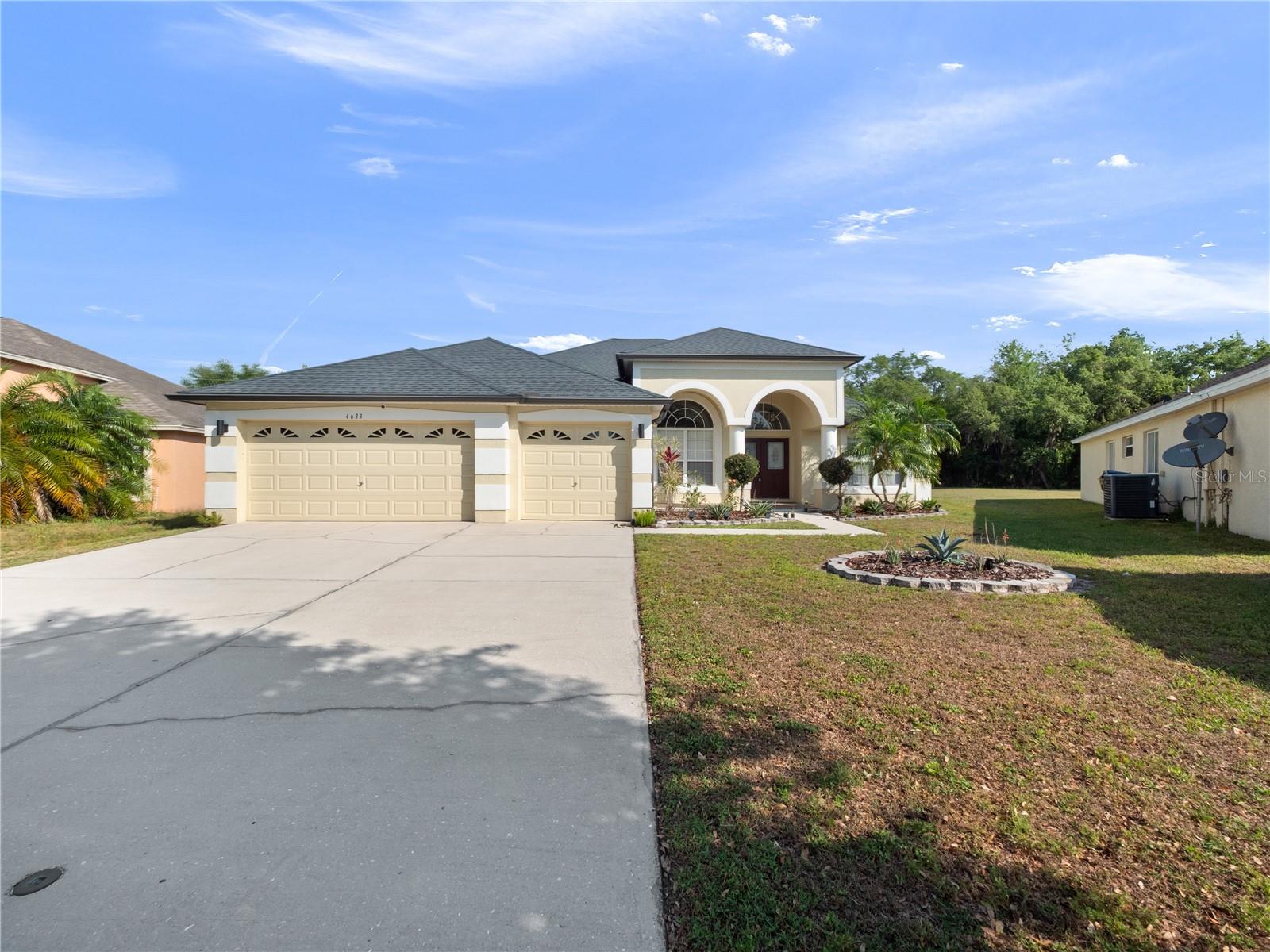 Details for 4633 Huron Bay Circle, KISSIMMEE, FL 34759