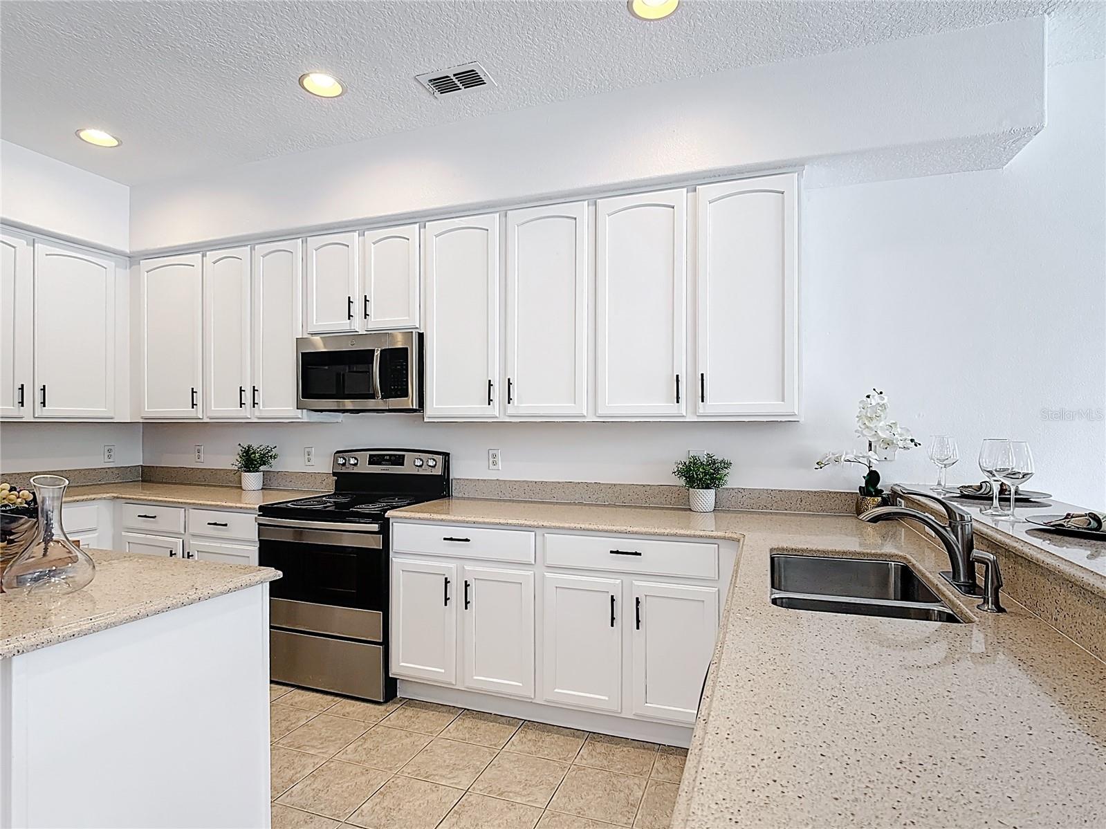 Image 14 of 92 For 14603 Cableshire Way
