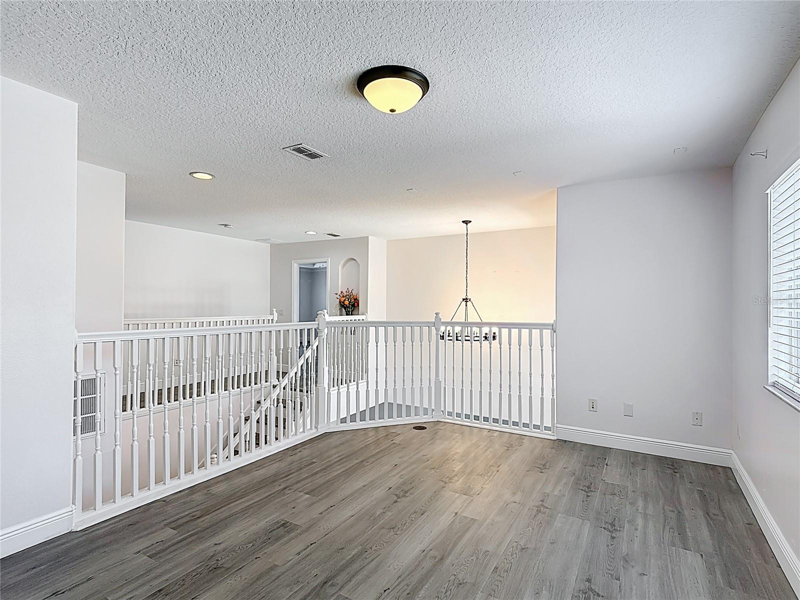 Image 32 of 92 For 14603 Cableshire Way