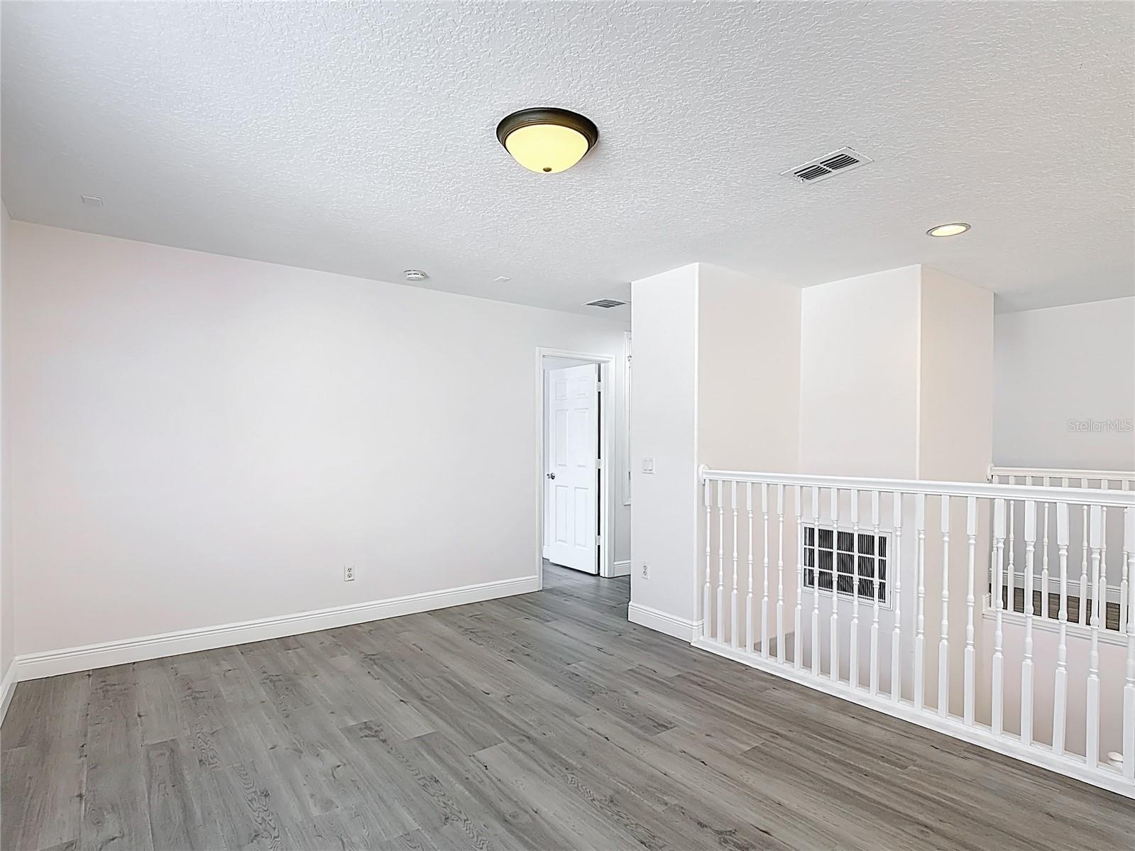 Image 33 of 92 For 14603 Cableshire Way