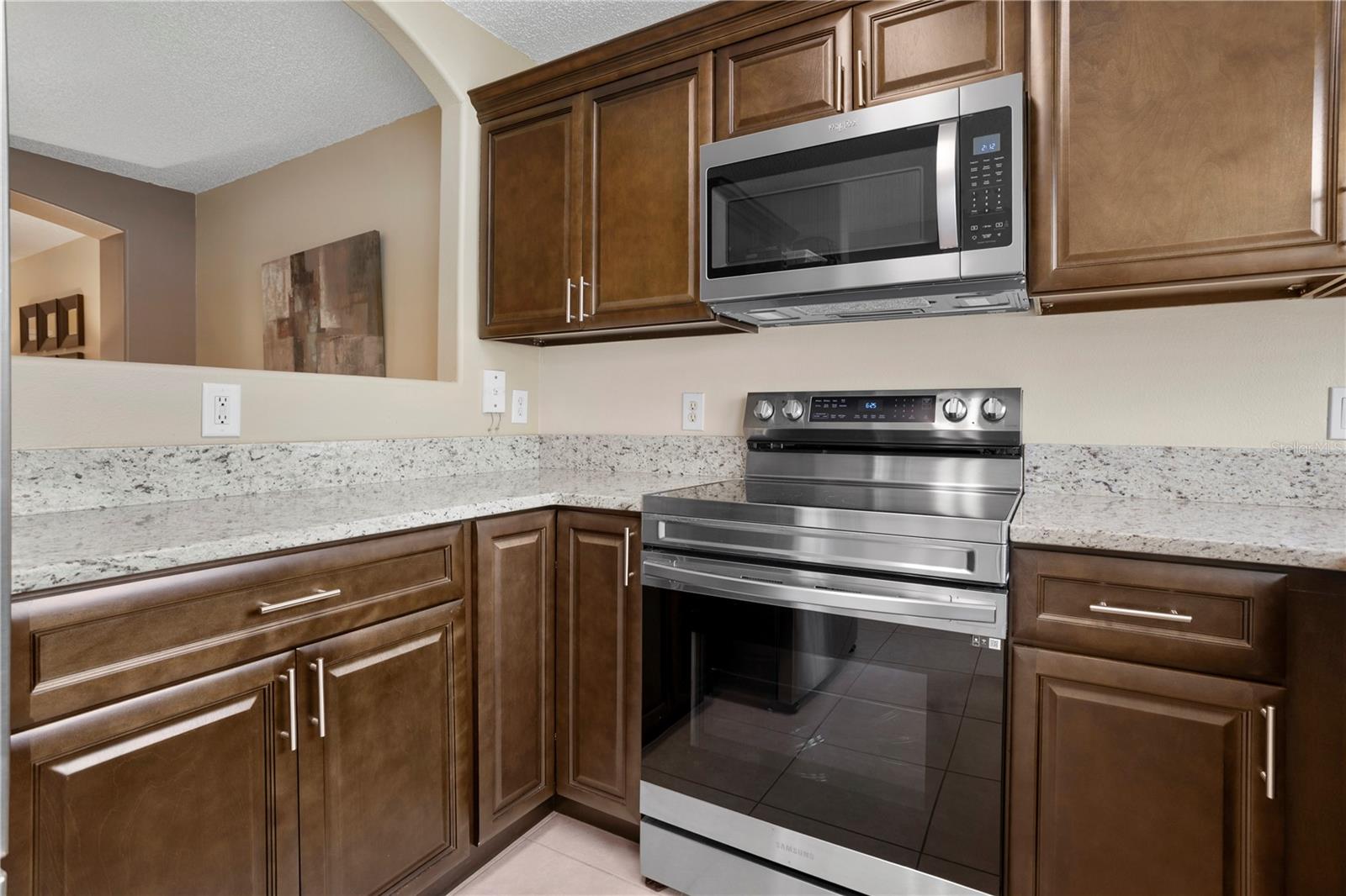Image 13 of 33 For 13427 Fairway Glen Drive 103