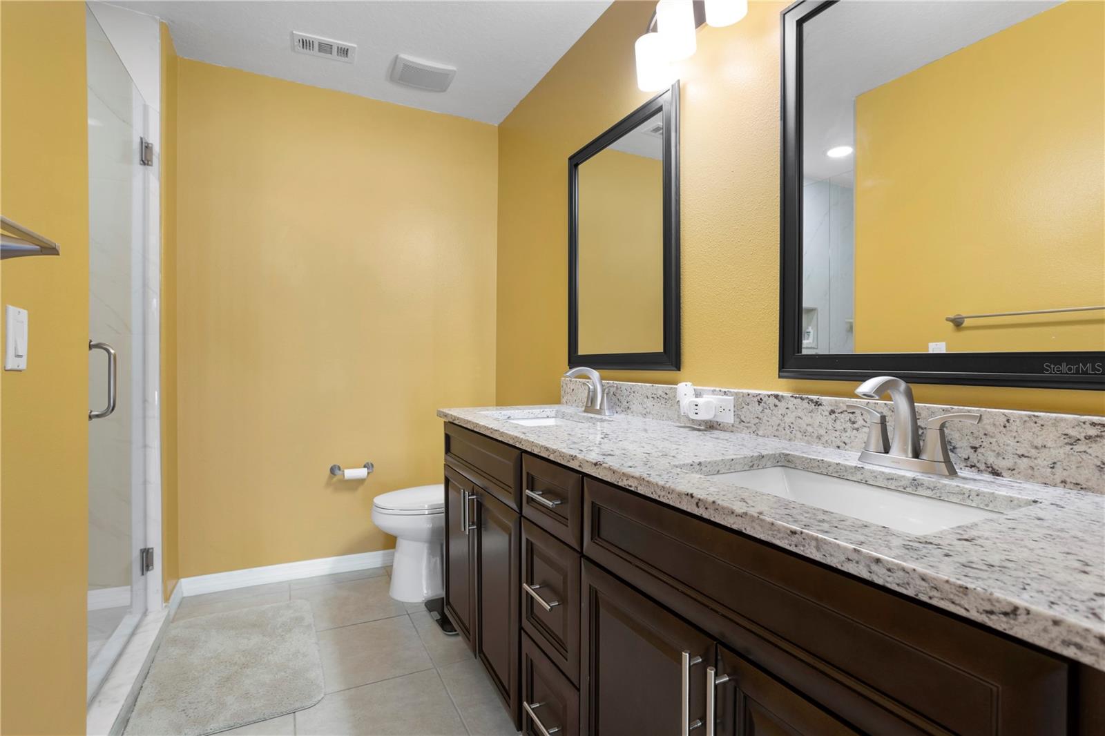 Image 19 of 33 For 13427 Fairway Glen Drive 103