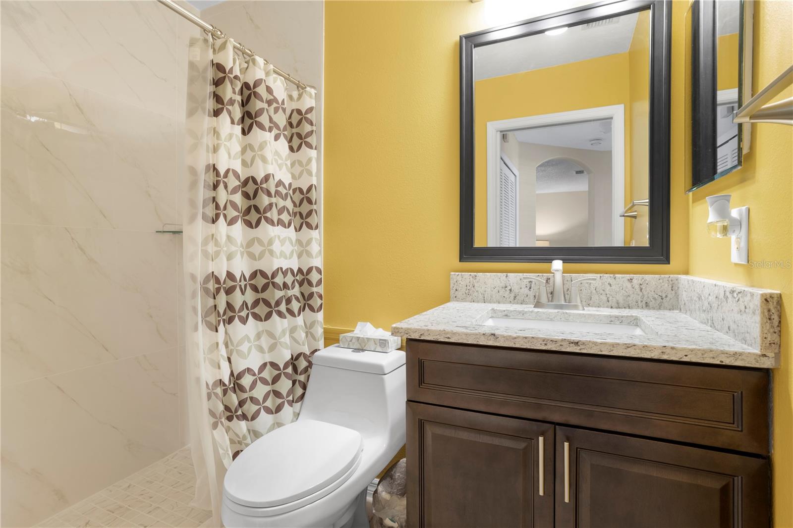 Image 25 of 33 For 13427 Fairway Glen Drive 103