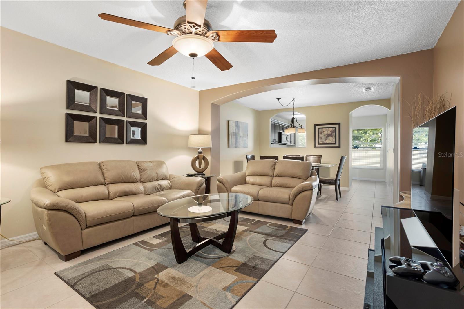 Image 7 of 33 For 13427 Fairway Glen Drive 103