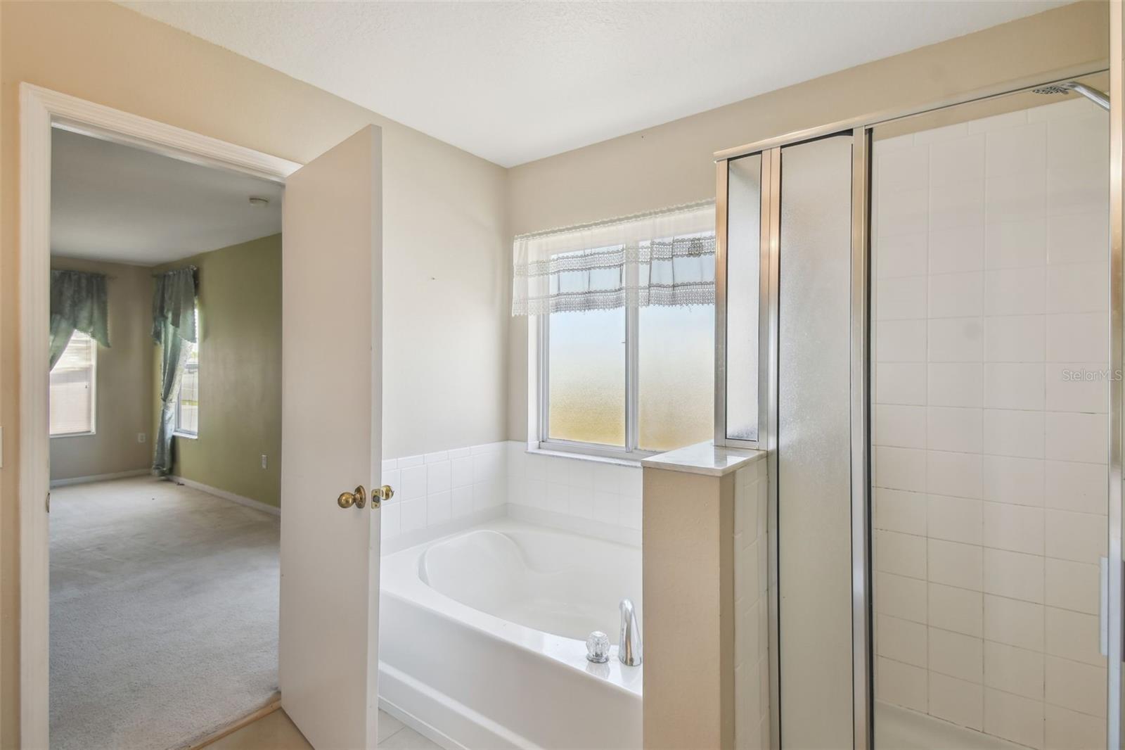 Image 35 of 63 For 1038 Sabine Place