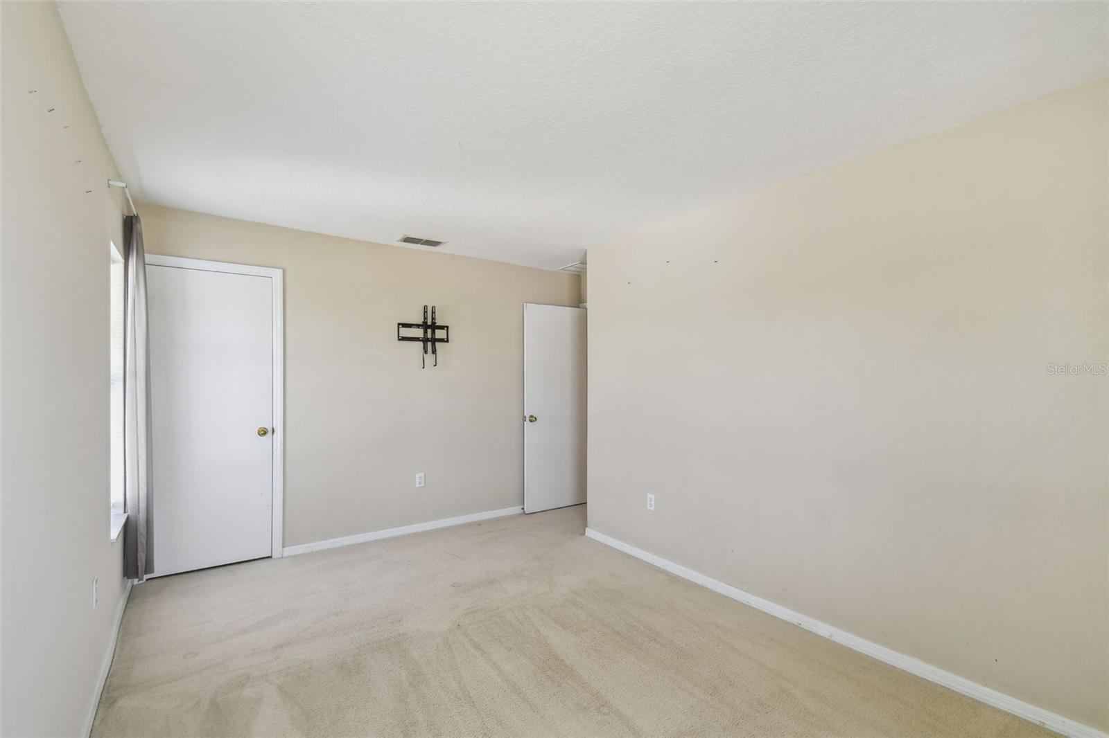 Image 47 of 63 For 1038 Sabine Place