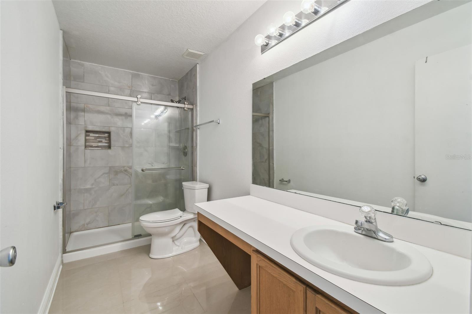 Image 48 of 63 For 1038 Sabine Place