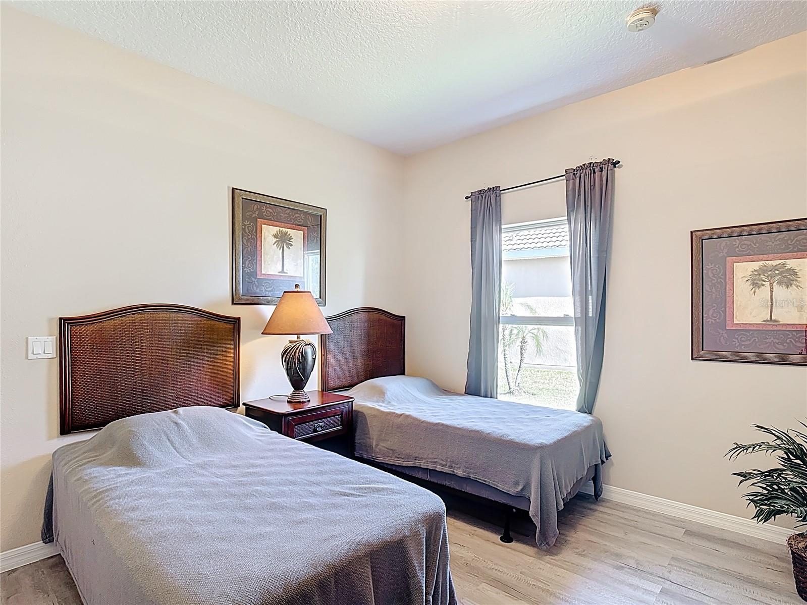 Image 20 of 21 For 3549 Somerset Circle