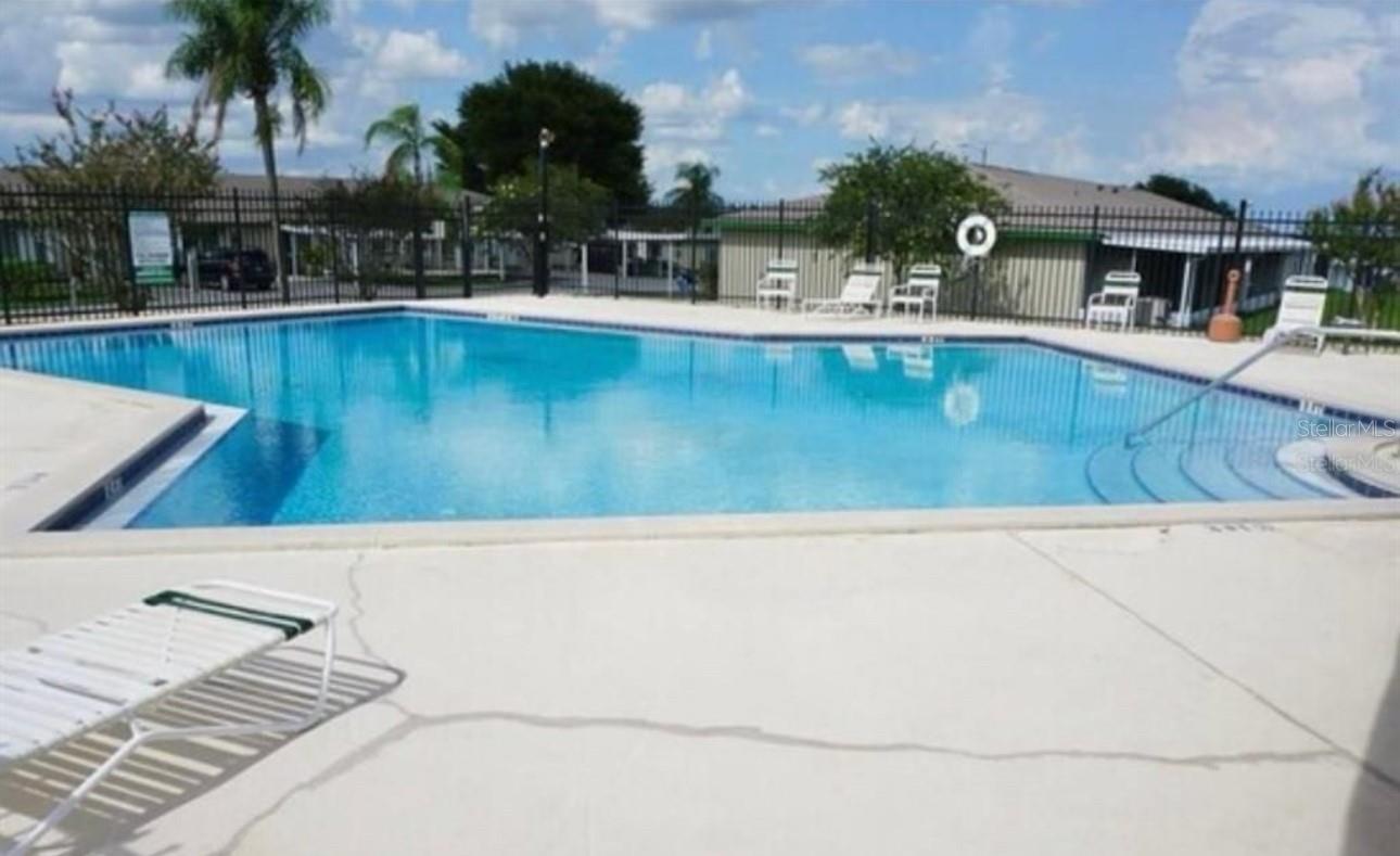 Image 19 of 21 For 344 Winter Ridge Boulevard 344