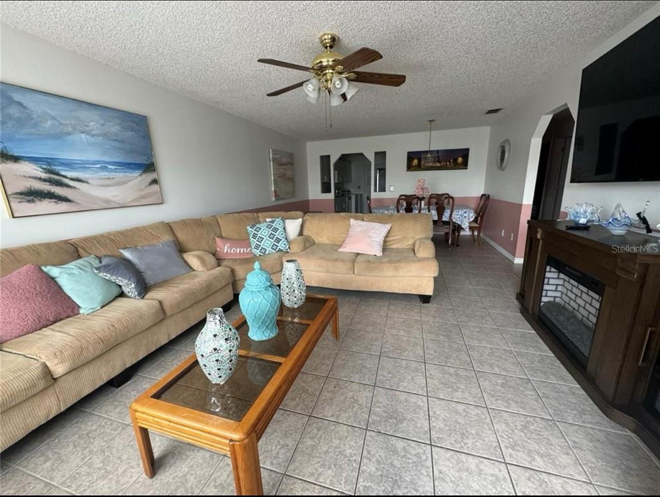 Image 4 of 21 For 344 Winter Ridge Boulevard 344