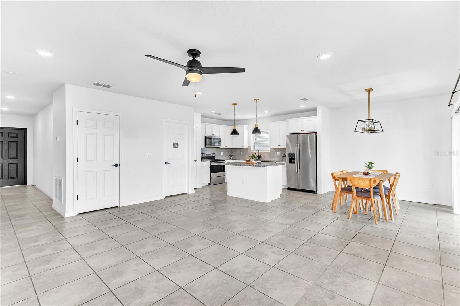Image 11 of 39 For 747 Citrus Isle Drive