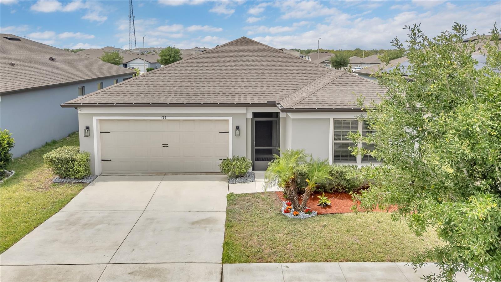Image 28 of 39 For 747 Citrus Isle Drive
