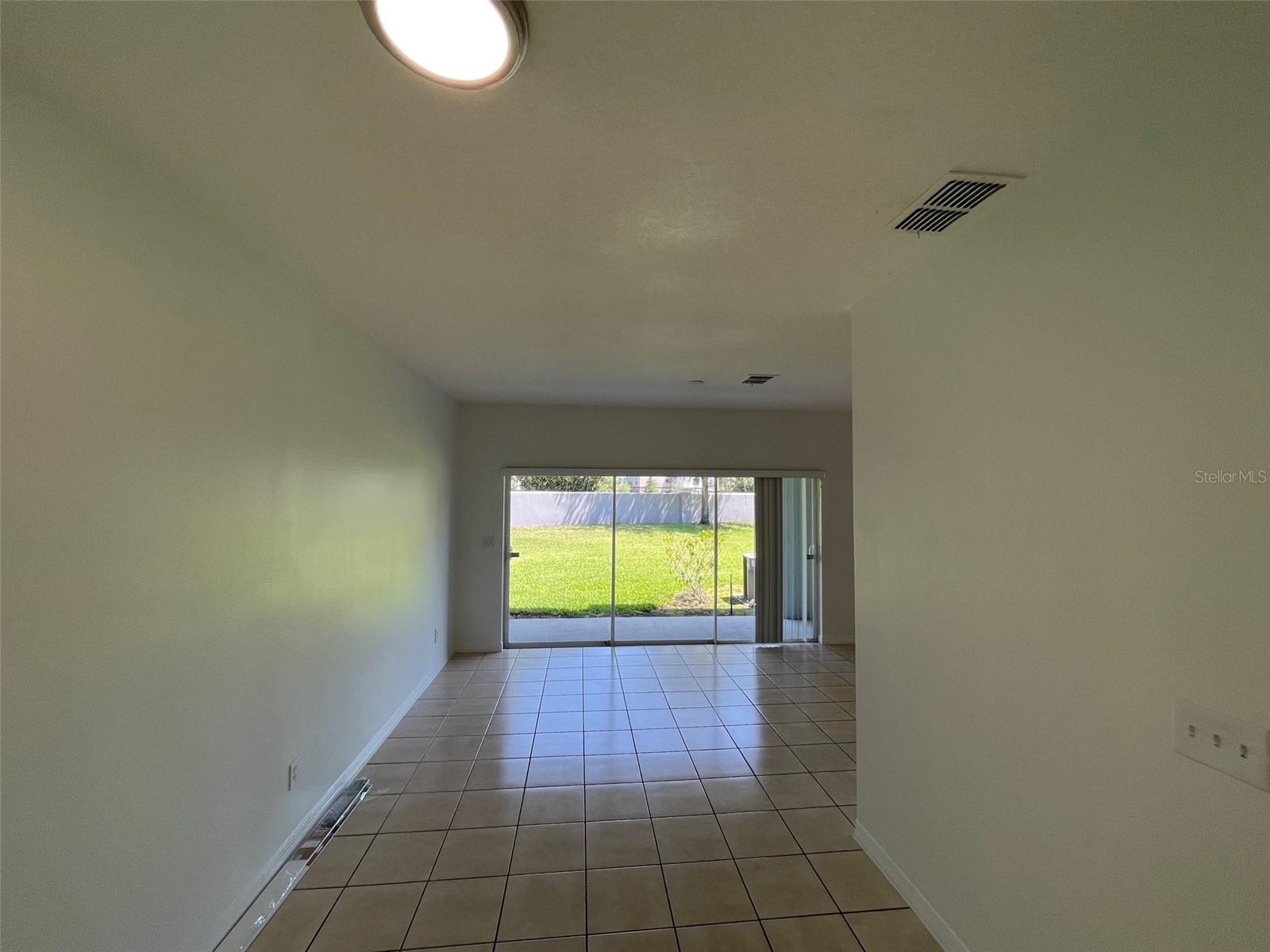 Image 13 of 27 For 9357 Jasmine Flower Lane 174