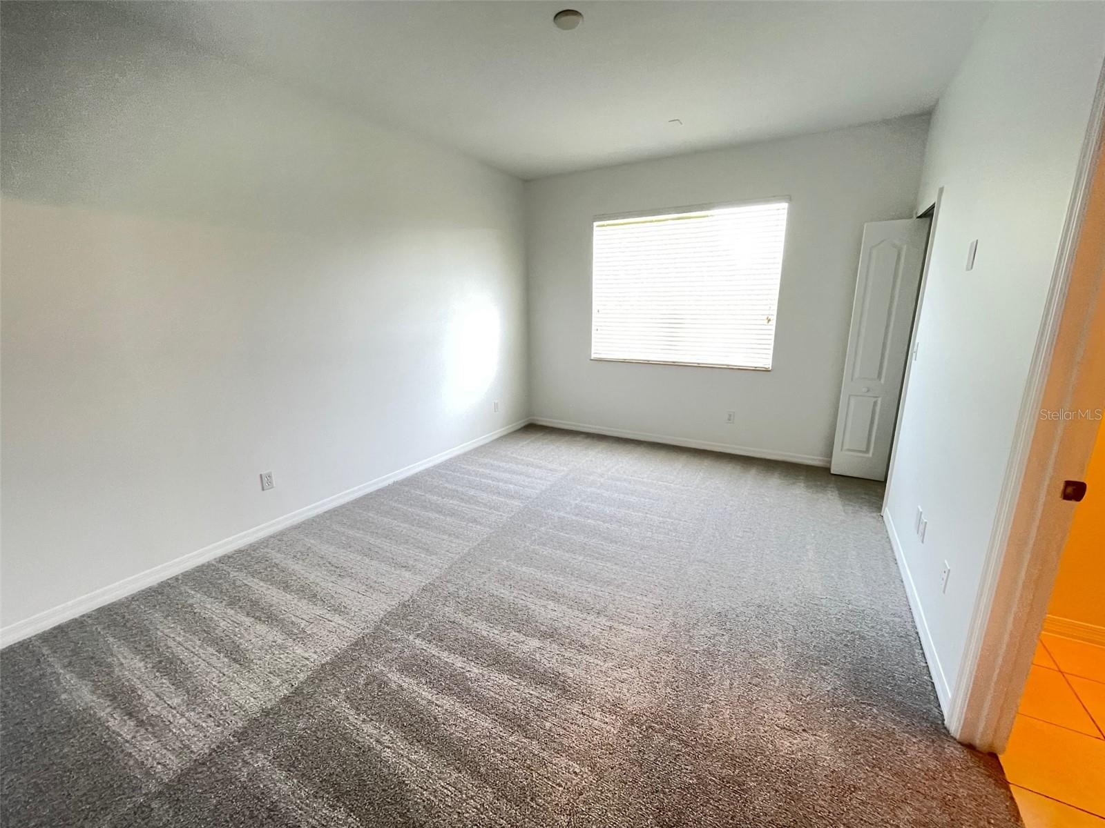 Image 20 of 27 For 9357 Jasmine Flower Lane 174