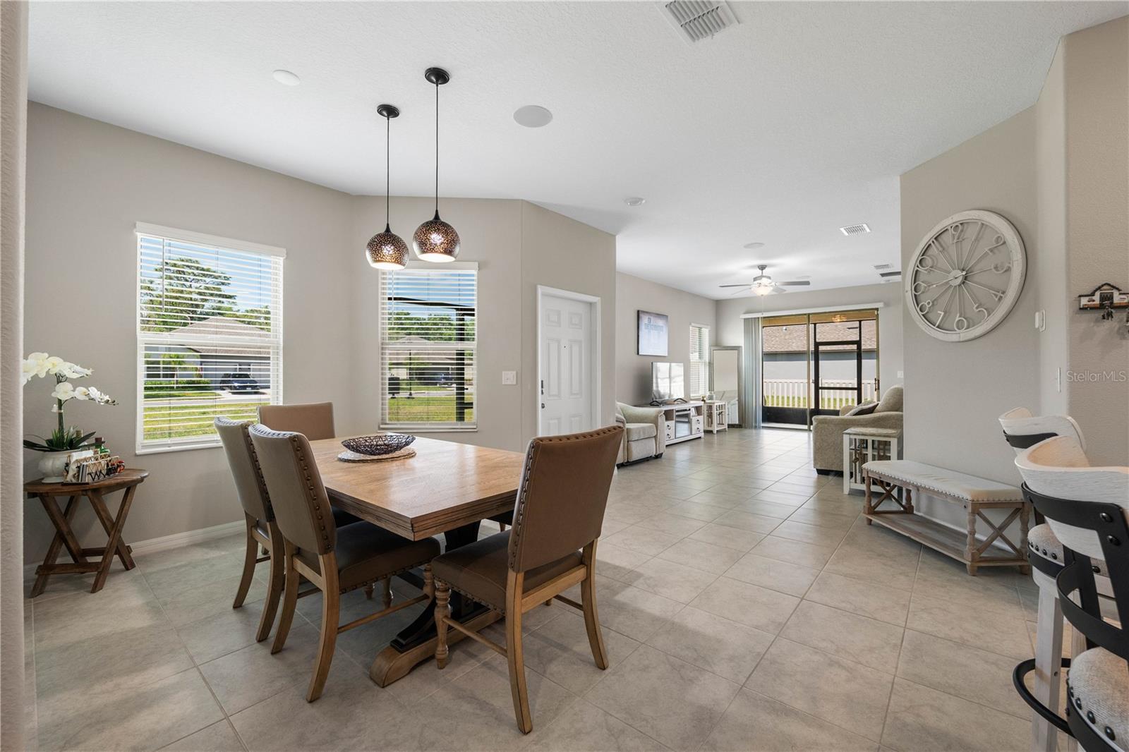 Image 11 of 44 For 13475 Crest Lake Drive