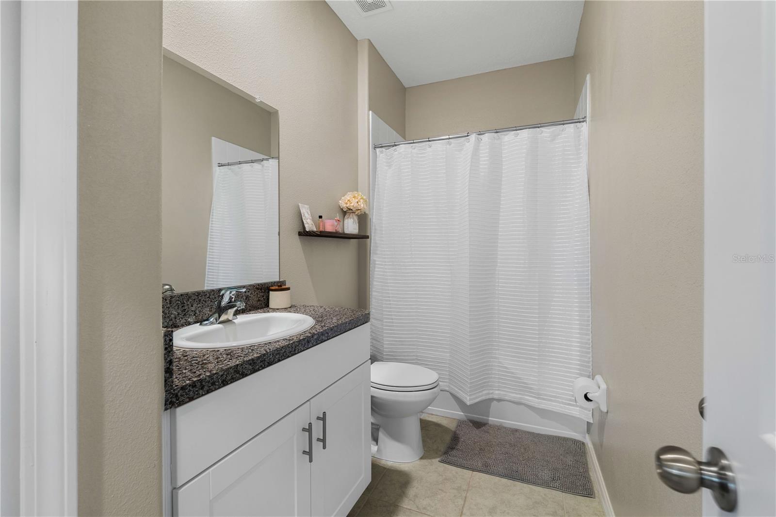 Image 13 of 44 For 13475 Crest Lake Drive
