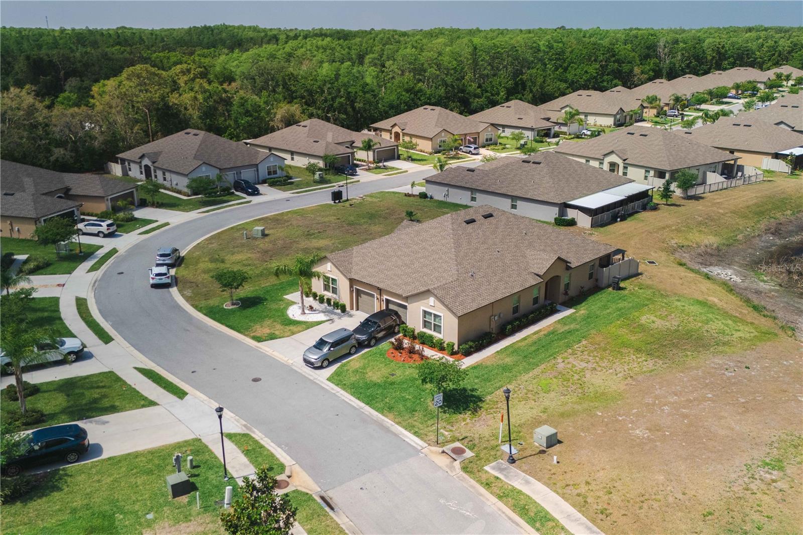 Image 31 of 44 For 13475 Crest Lake Drive
