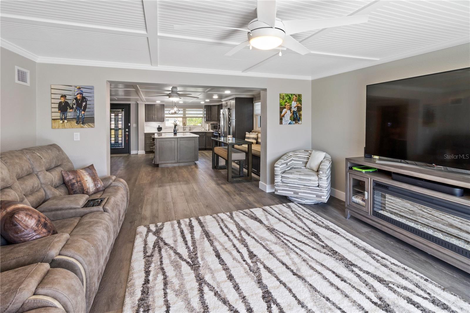 Listing photo id 8 for 5036 Bonito Drive