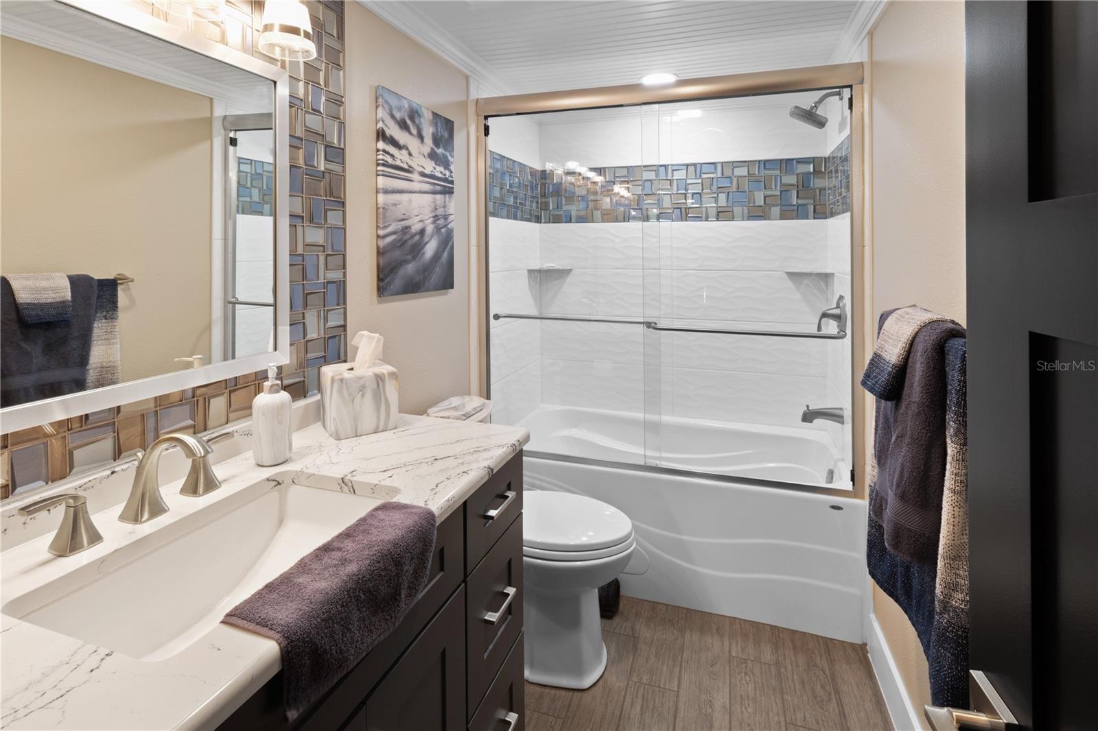 Listing photo id 15 for 5036 Bonito Drive