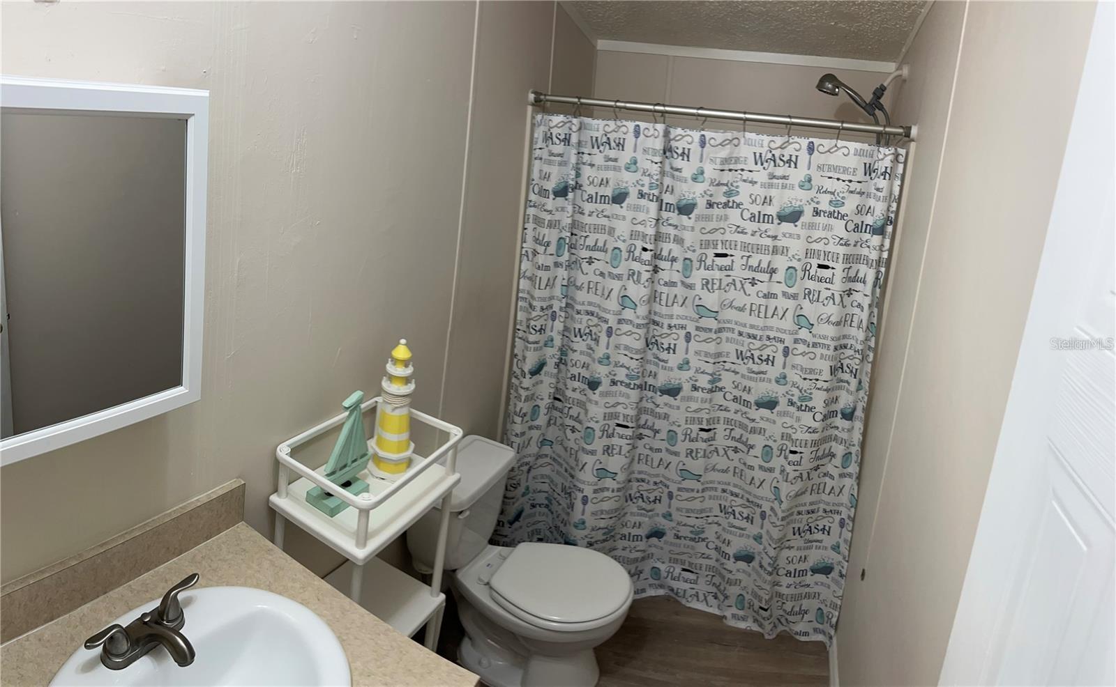 Image 10 of 15 For 3214 Silver Lake Court
