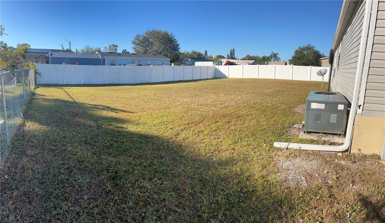 Image 13 of 15 For 3214 Silver Lake Court