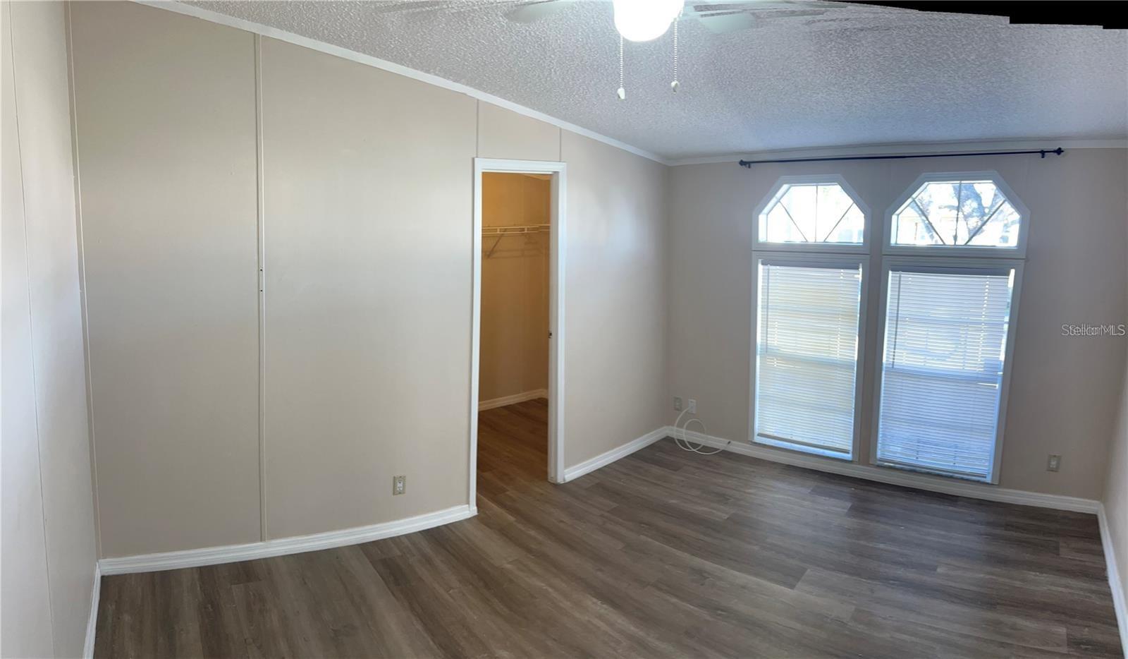 Image 8 of 15 For 3214 Silver Lake Court