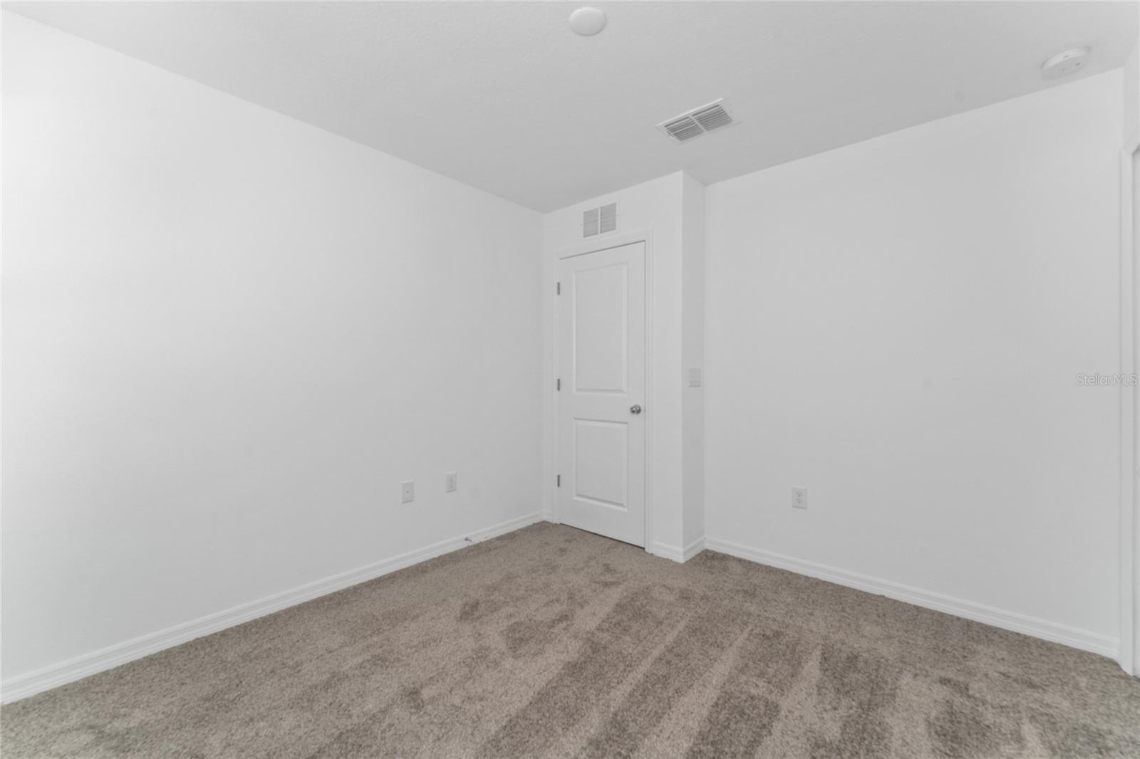 Image 19 of 30 For 606 Bell Prairie Circle