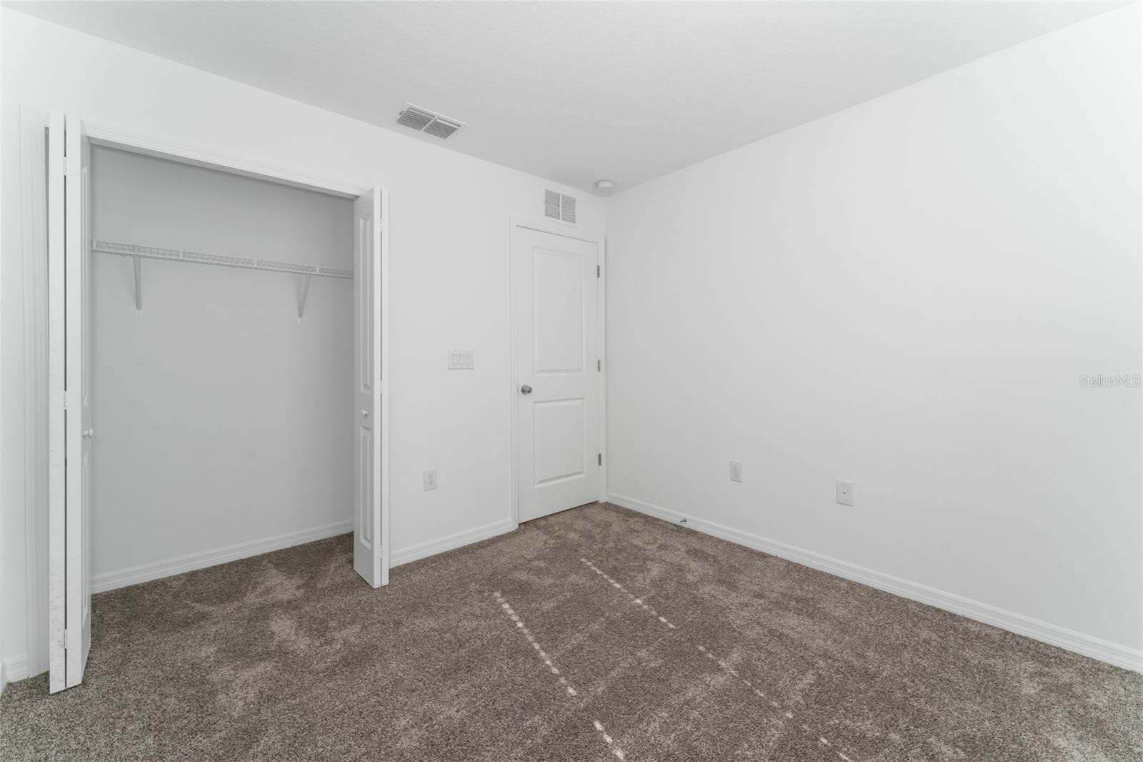 Image 3 of 30 For 606 Bell Prairie Circle