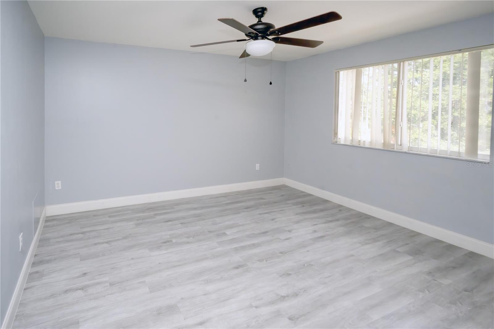 Image 11 of 22 For 759 Orchid Drive