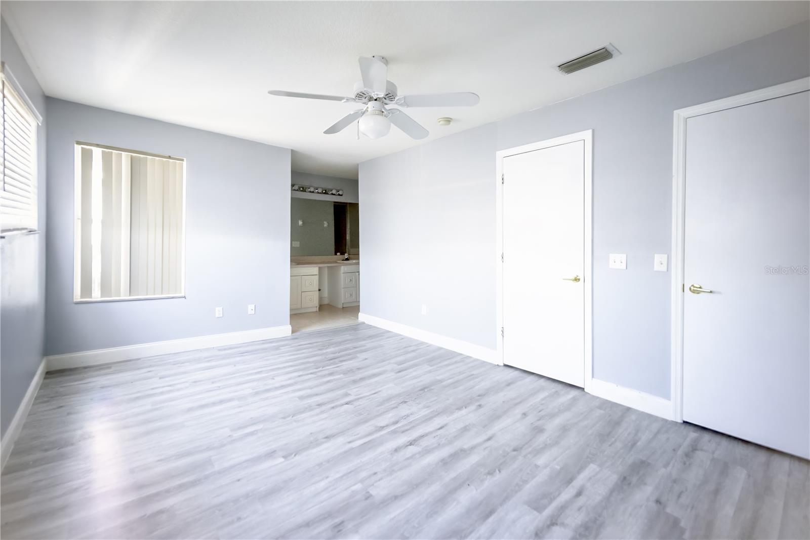 Image 7 of 22 For 759 Orchid Drive