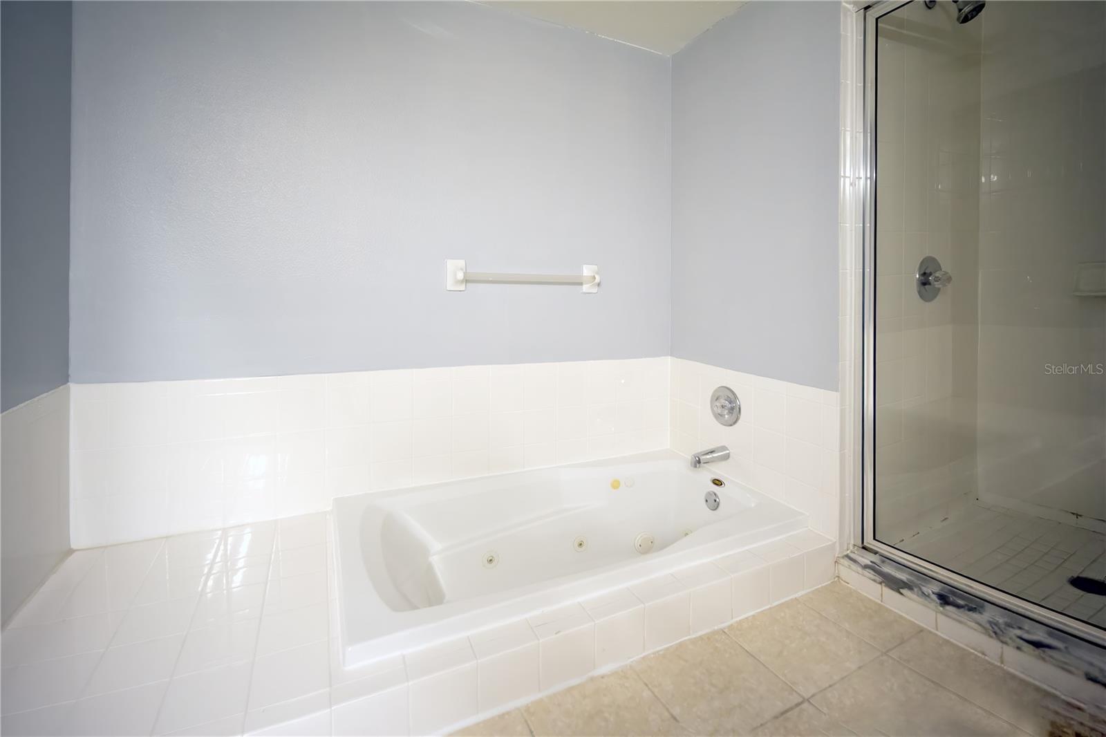 Image 9 of 22 For 759 Orchid Drive