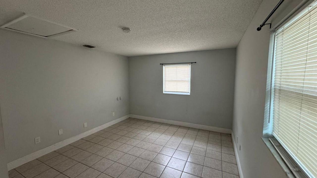 Image 8 of 11 For 2920 50th Court B