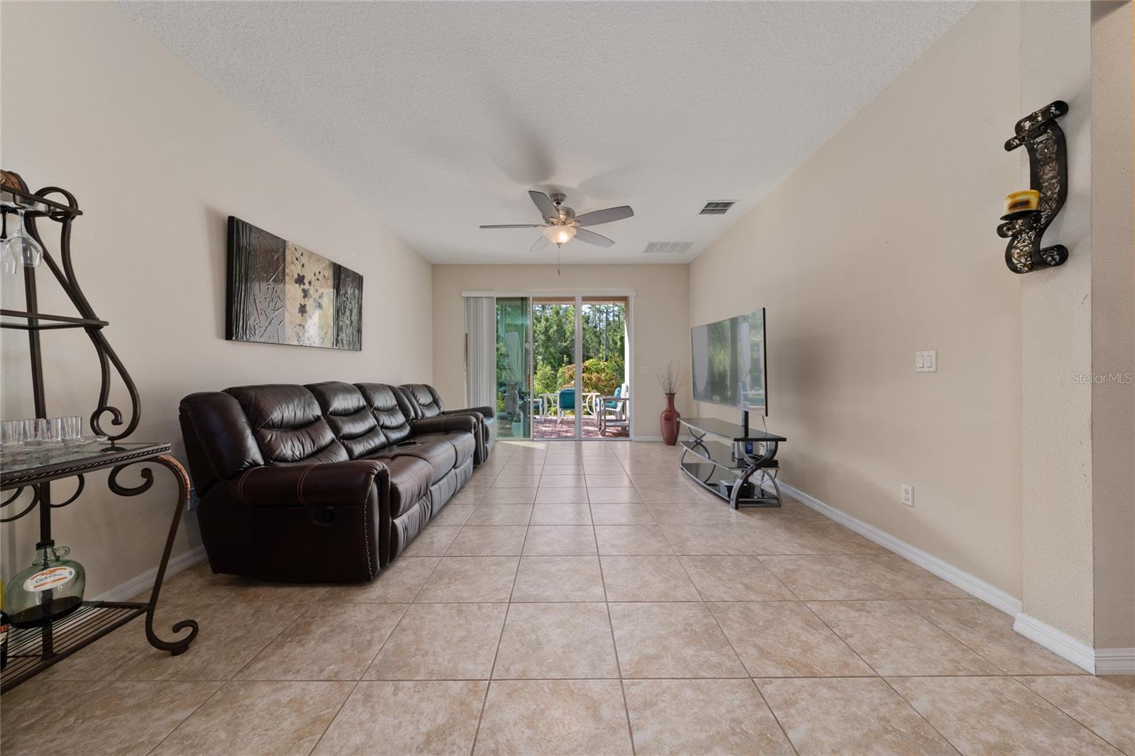Image 18 of 43 For 3890 Prairie Reserve Boulevard