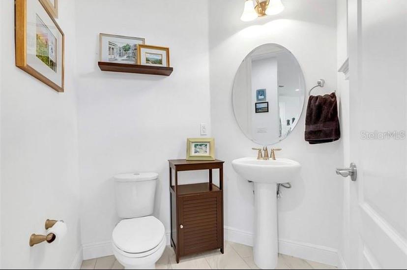 Image 4 of 11 For 14058 Swanley Street