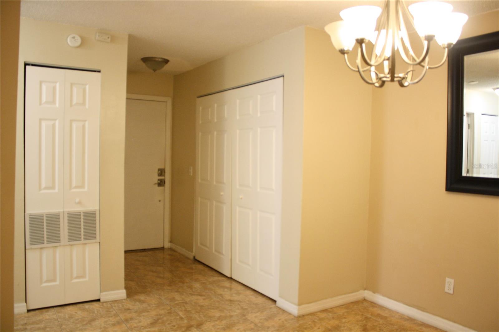 Image 13 of 18 For 630 Kenwick Circle 105