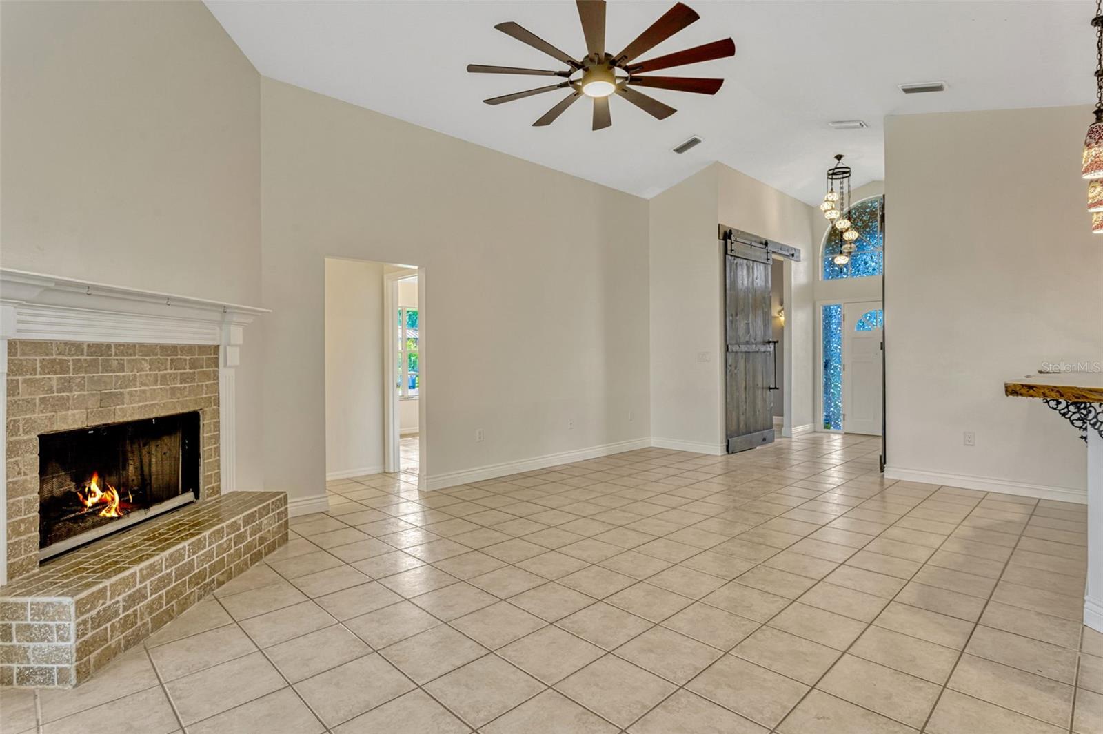 Image 12 of 42 For 154 Academy Oaks Place